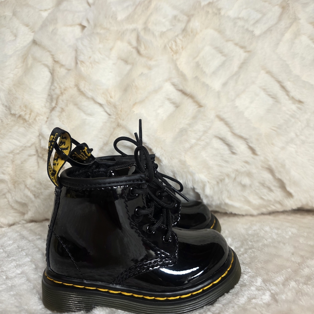 Dr. Martens Shiny Black Kids Boots
